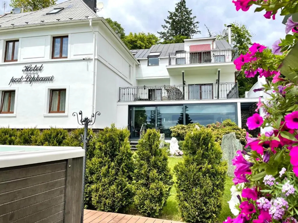 Wellness & SPA boutique Hotel pod lipkami Prague