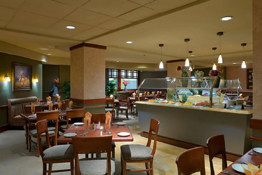Crowne Plaza Tulsa Hotel Southern Hills