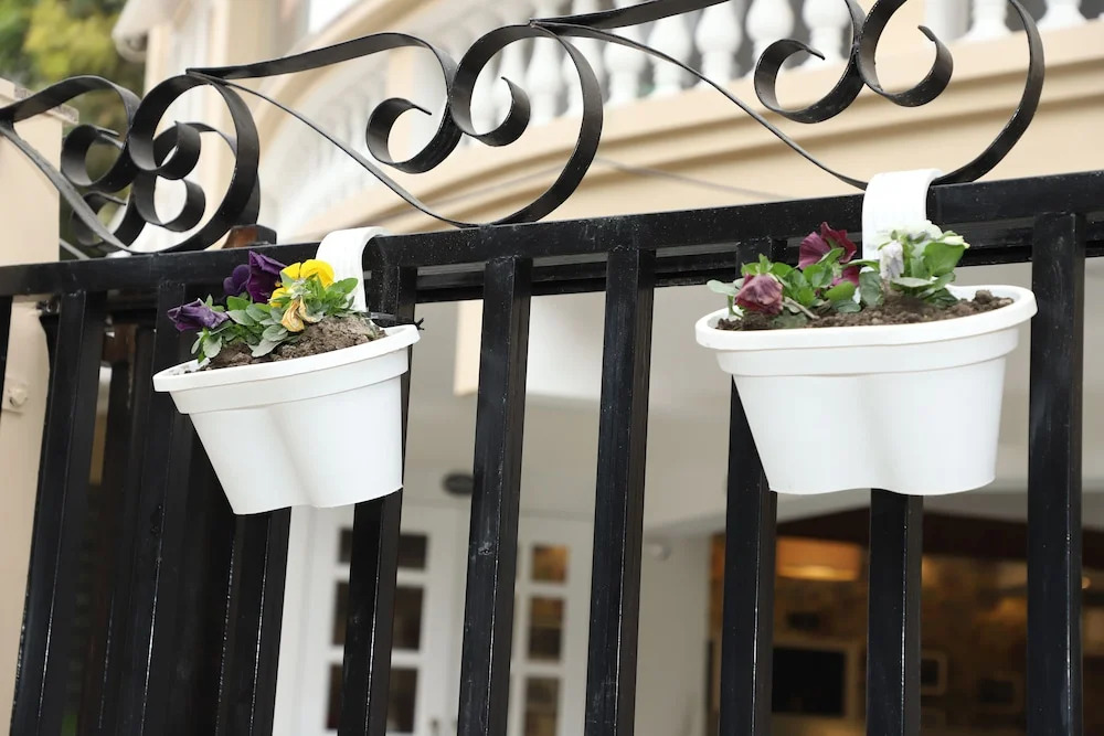Hotel Mayvilas