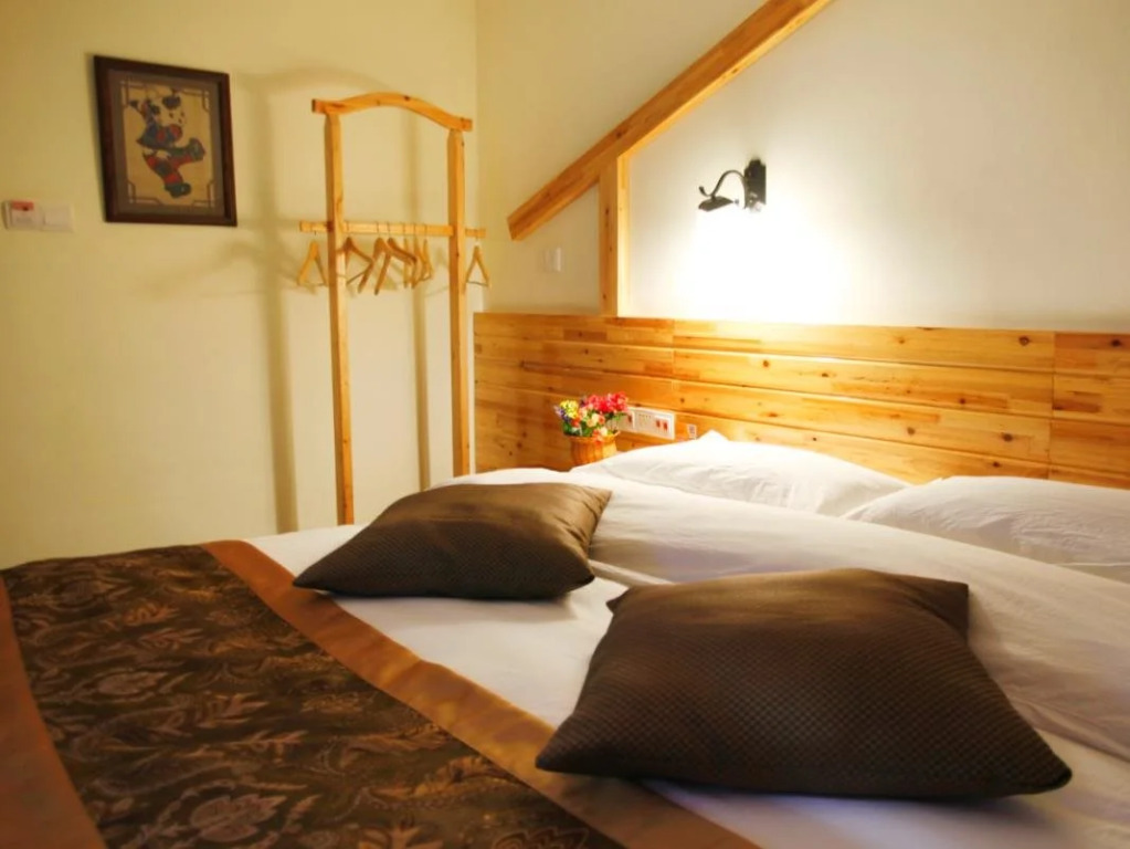 Wulingyuan Tu Youth Hostel