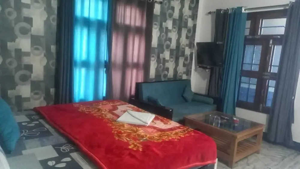 Hotel Monal
