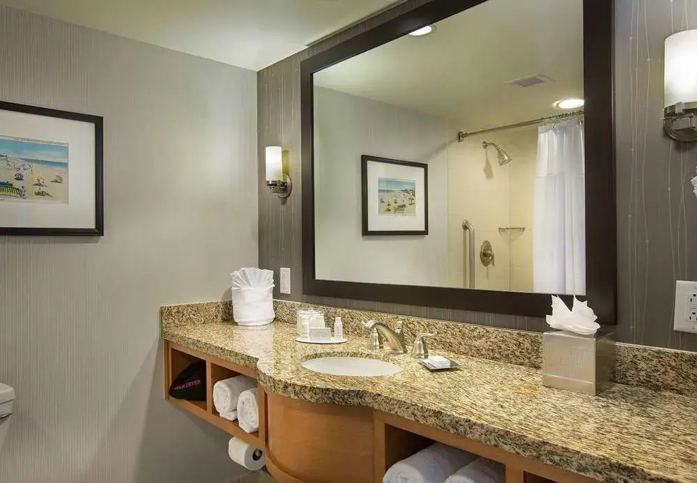 Courtyard by Marriott Oceanside Fort Lauderdale Beach