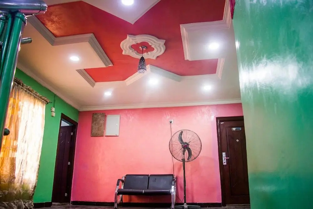 November 5 Hotel Lagos