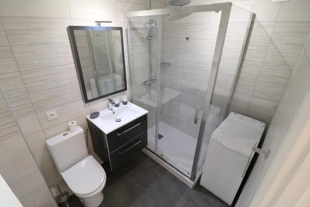 Studio with Balcony, Palais Royal, 1 Min Croisette, 8 Mins From the Palais 108