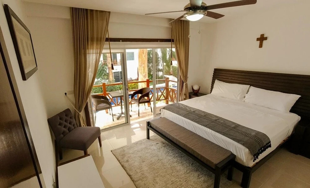MAGNIFICO DUPLEX a 1 calle de la 5ta av