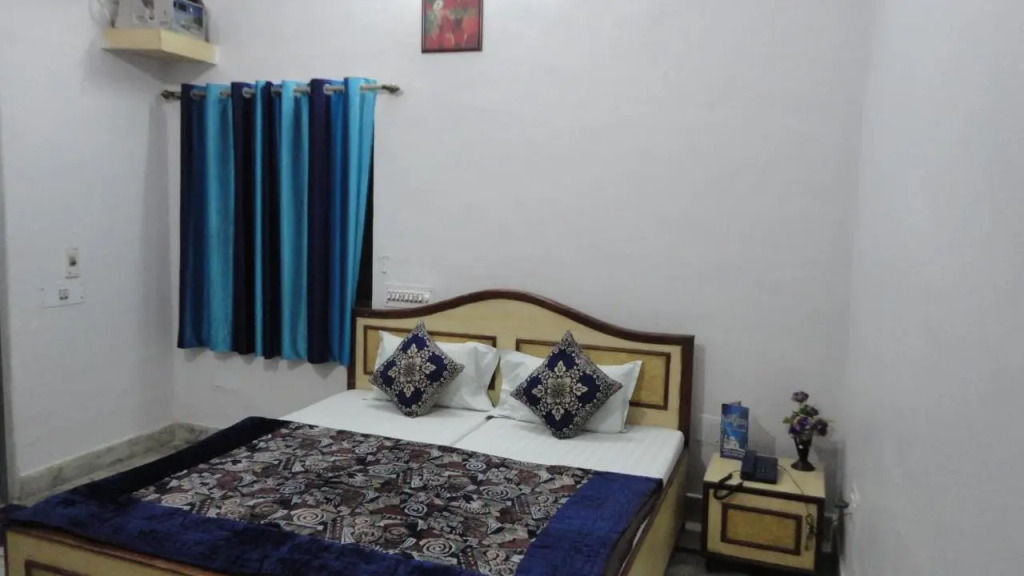Hotel Swarajya Palace