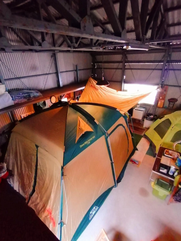静かに過ごす室内テント Staying quietly indoor tent