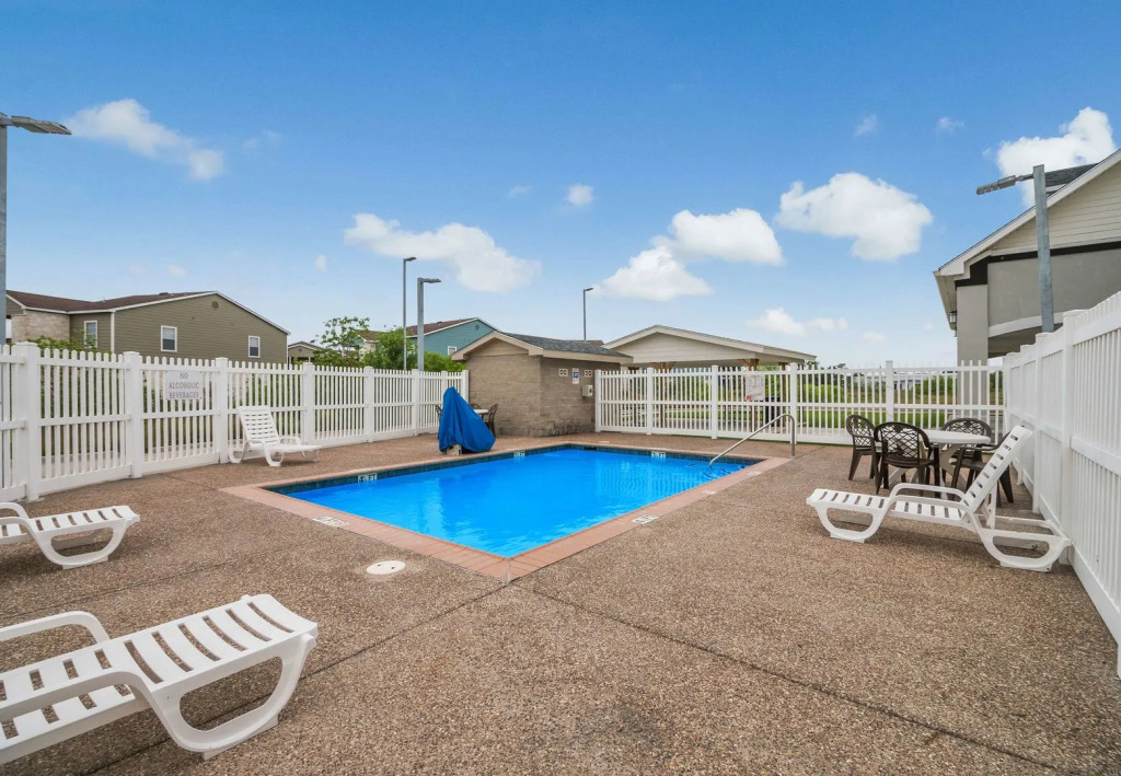Studio 6-Ingleside, TX