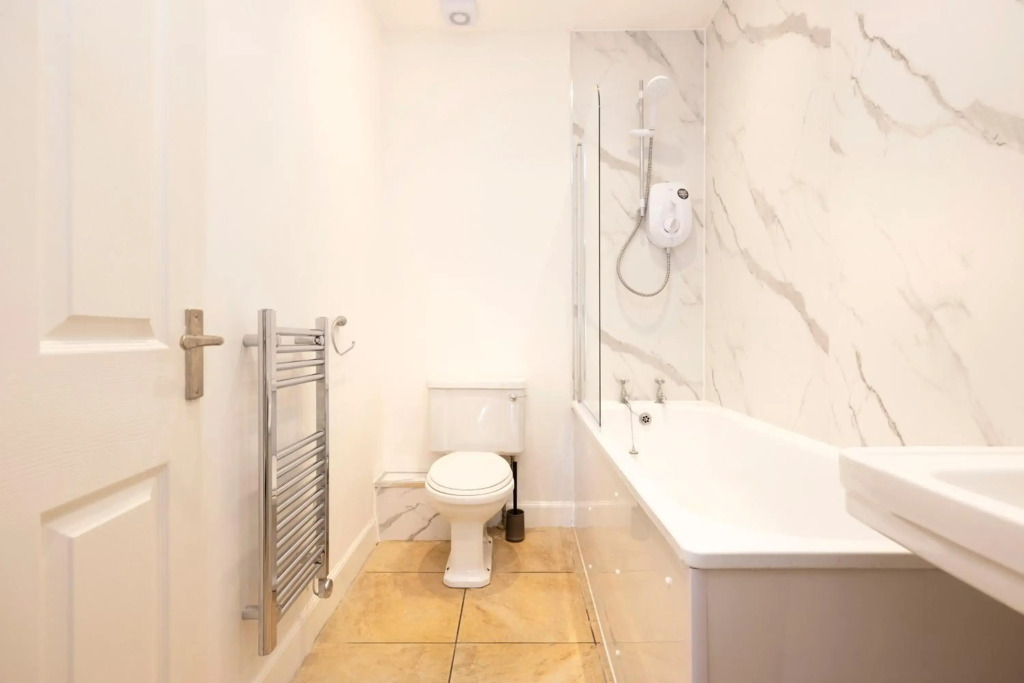 ALTIDO Glamorous1-bed flat overlooking Grassmarket