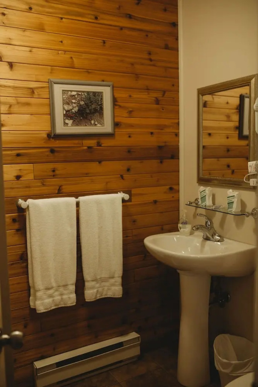 The Carriage House Inn