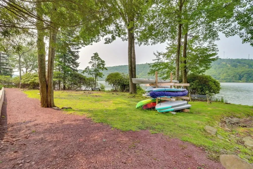 Steps to Shore: Scenic Big Boulder Lake Condo!