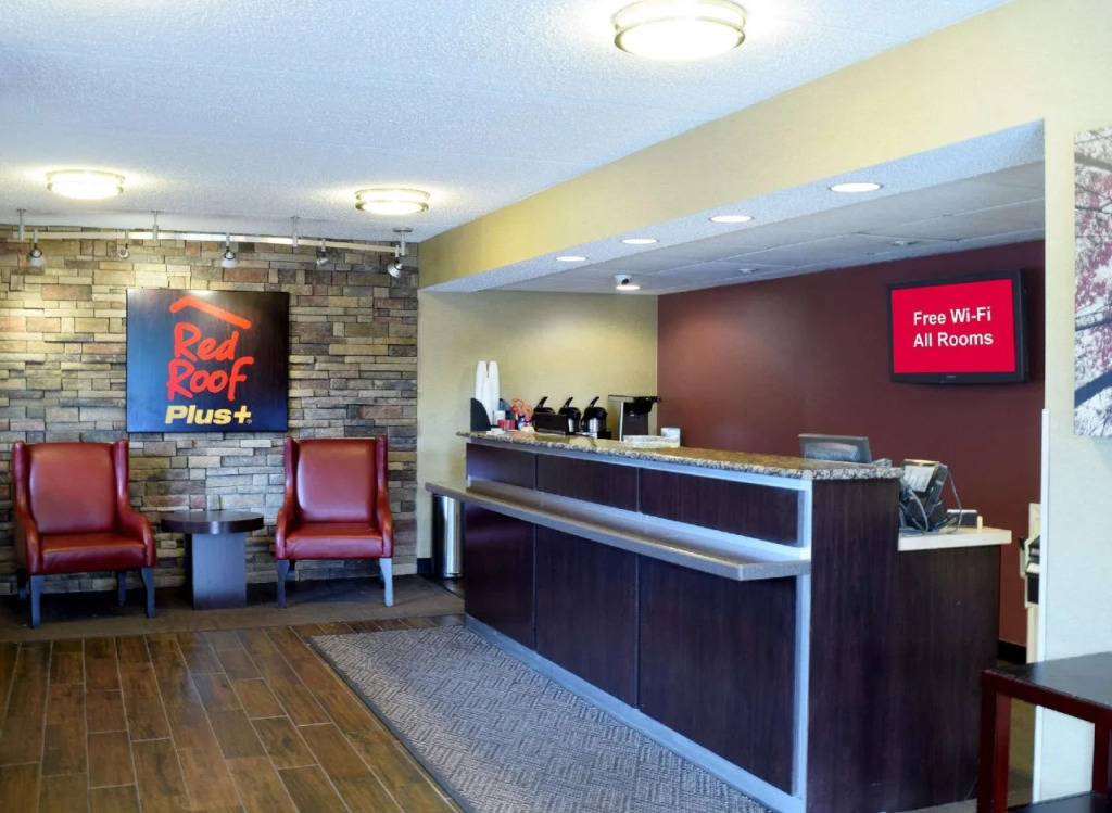 Red Roof Inn PLUS+ University at Buffalo - Amherst