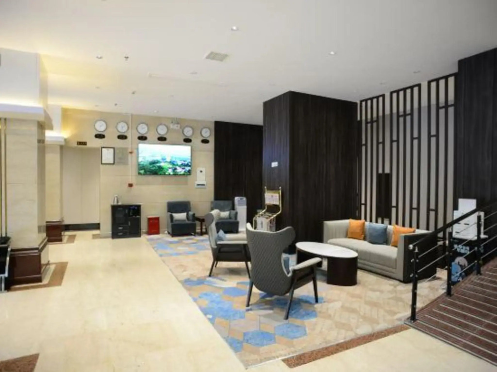 Yanshi Hotel