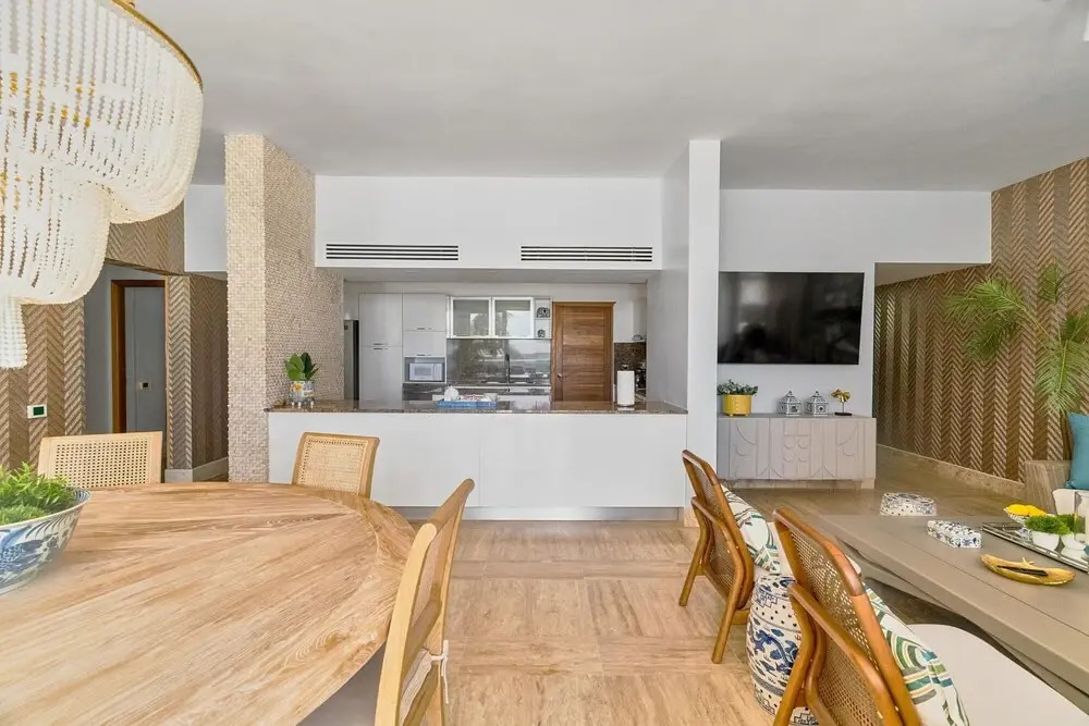 Beachfront Condo w Sea View A-202 Costa Atlantica