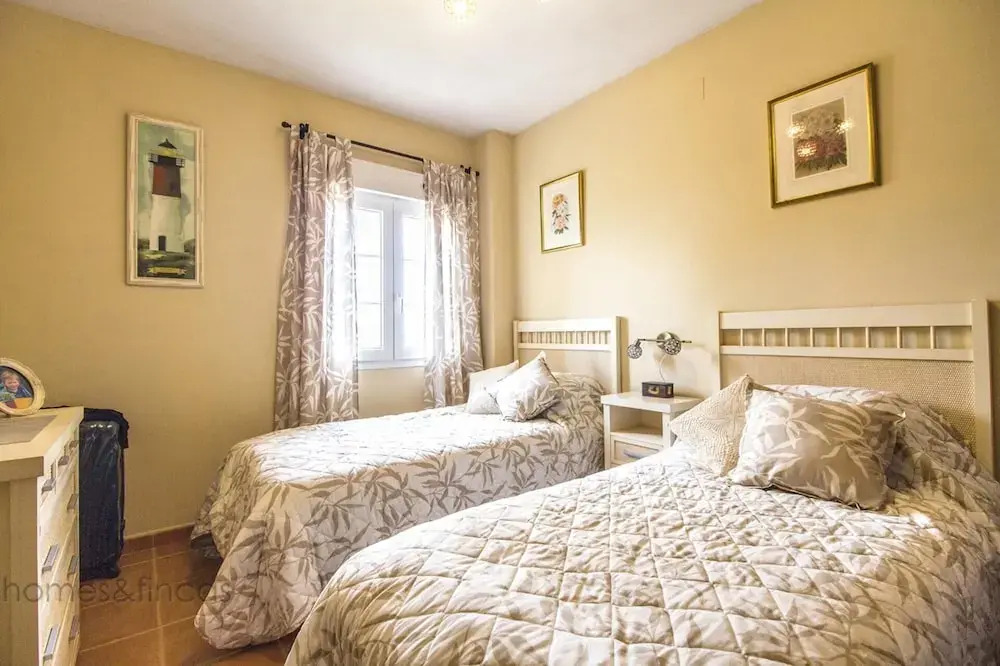 3 Bed Beach Apartment With Views Isla Canela