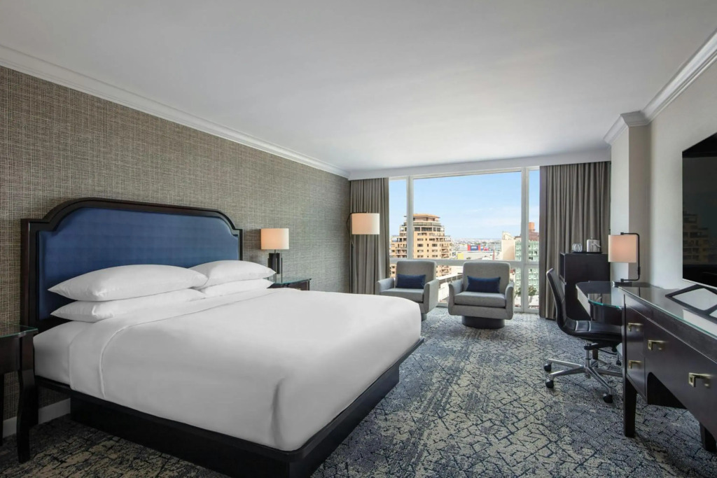 Sheraton LaGuardia East Hotel