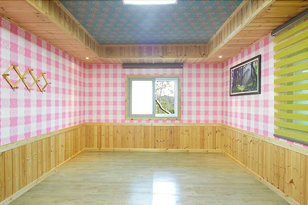 Gyeongju Pine Valley Pension
