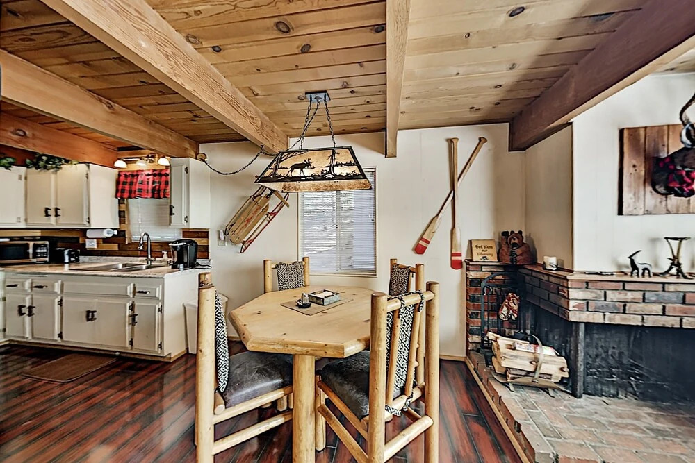506drhrn 3 Bedroom Cabin