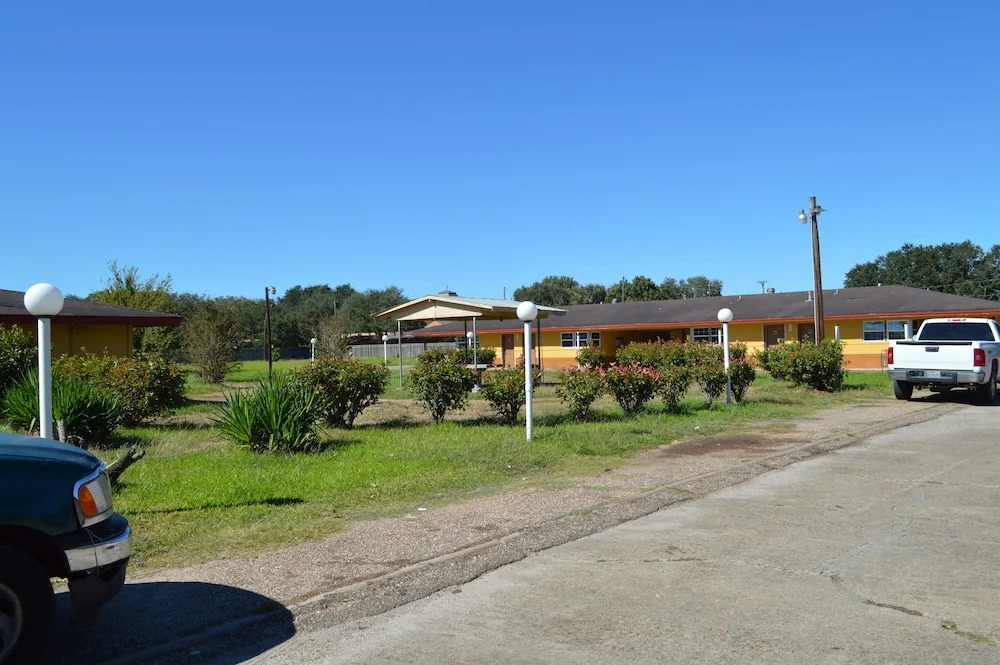 Paradise Inn