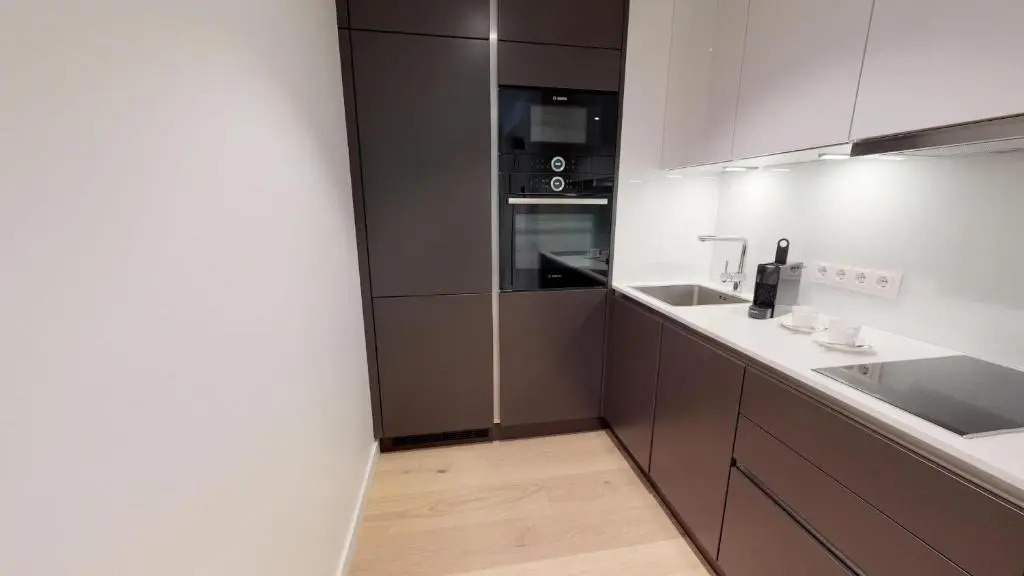 White Pearl Apartment 2.09