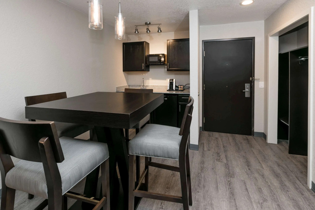 Wingate by Wyndham Dallas Love Field