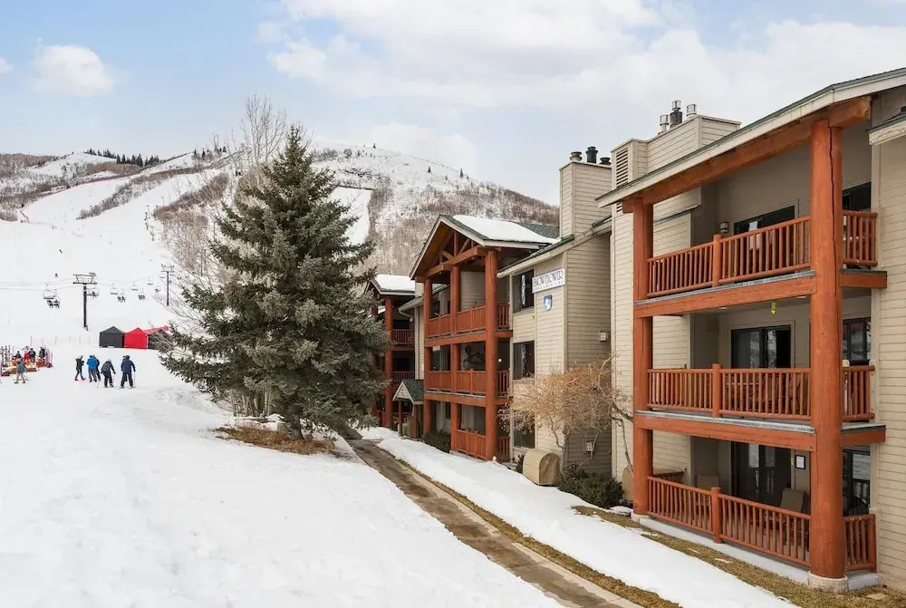 Snow Flower 126 2 Bedroom Condo