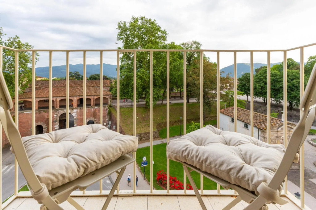 Casa La Enza in Lucca