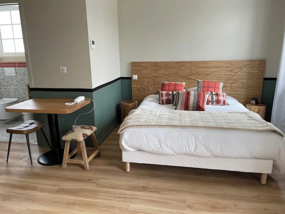 Hotel Trinquet