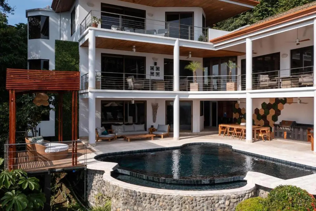 Casa Anjali by Sandglass
