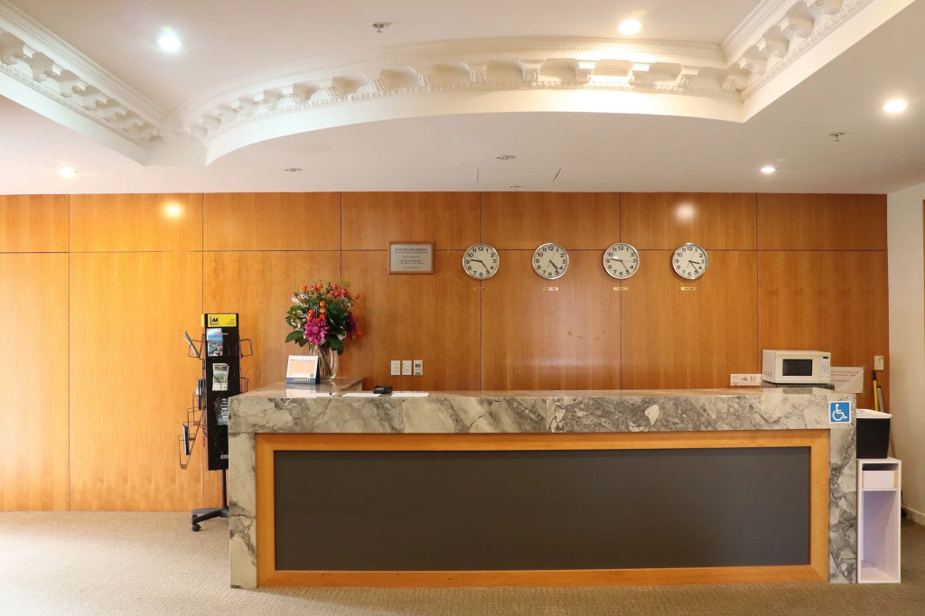 Boulevard Hotel