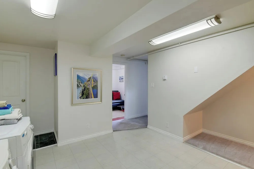 Cozy Anchorage Retreat < 4 Mi to Downtown!