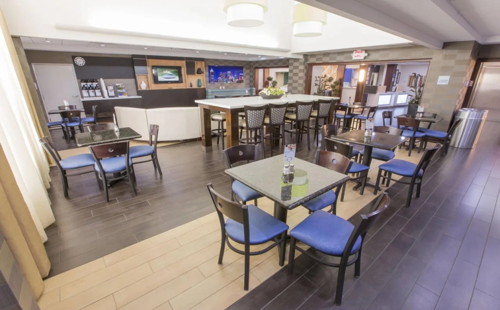 Holiday Inn Express Hotel & Suites McDonough by IHG