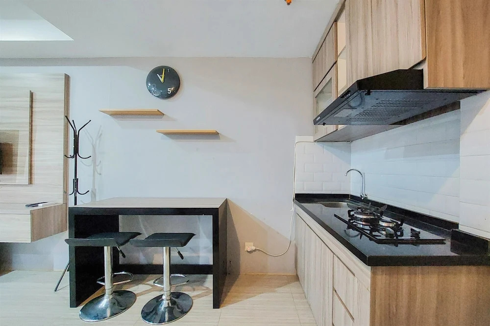 Warm And Simply Look Studio Room Apartment Urban Heights Residences