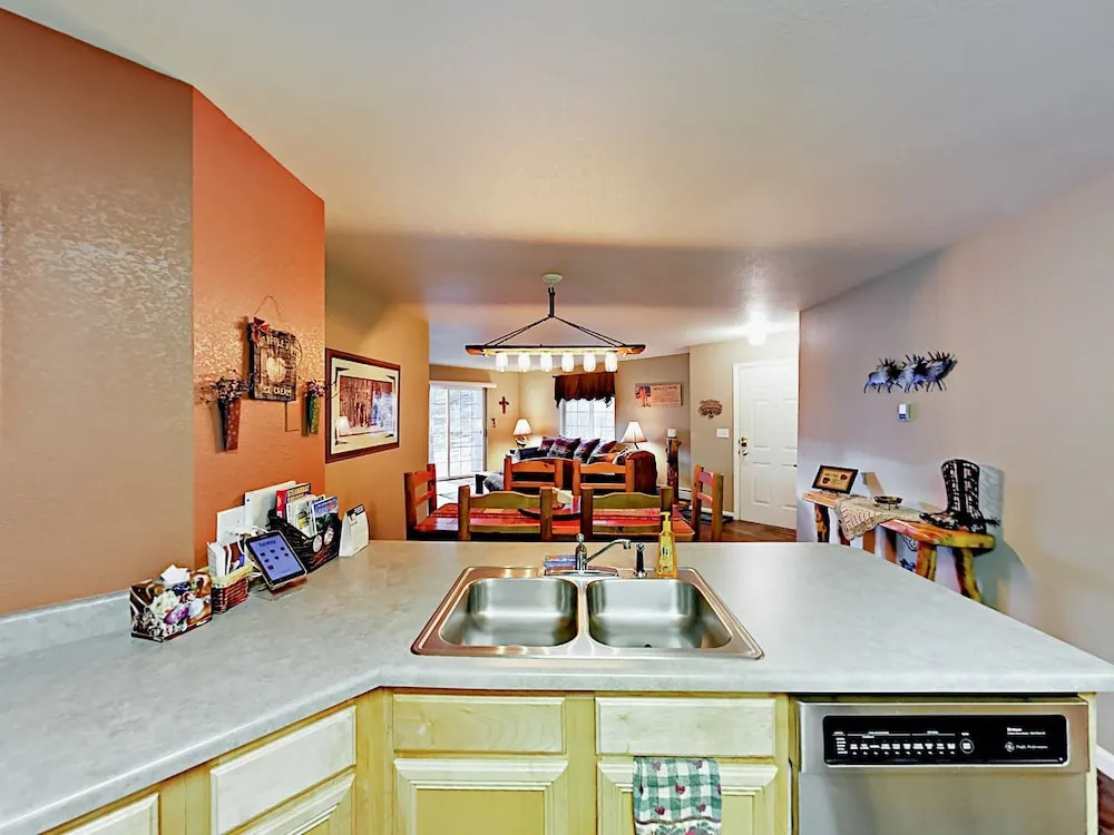 1395 Morgan Ct Condo Unit 702