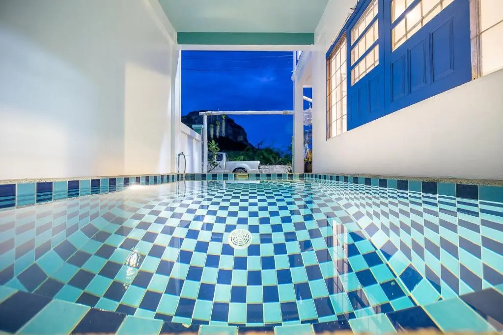 เลทซี&กรีนเวฟ หัวหิน พูลวิลล่า เดินลงทะเล100เมตร Let's Sea & Greenwave Hua-Hin Pool Villa walk to beach 100M
