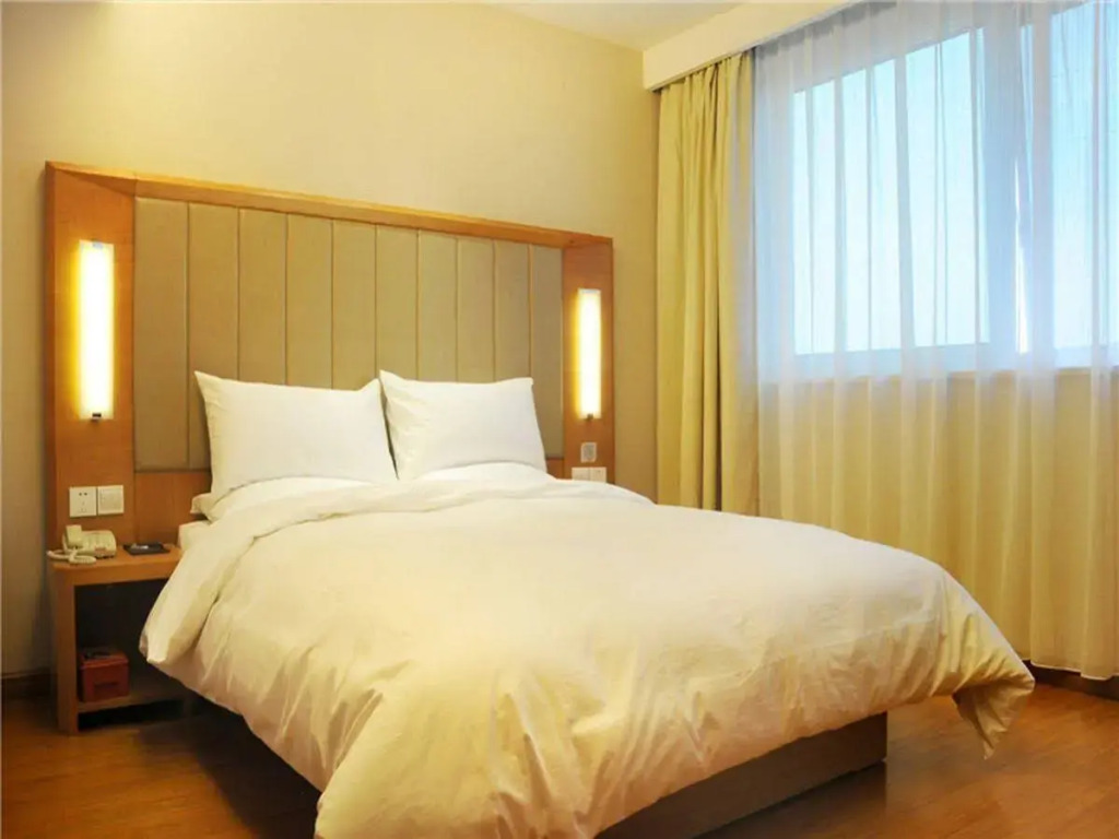 JI Hotel Tianjin Binjiangdao