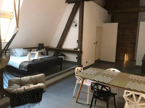 LivingRoom 4A