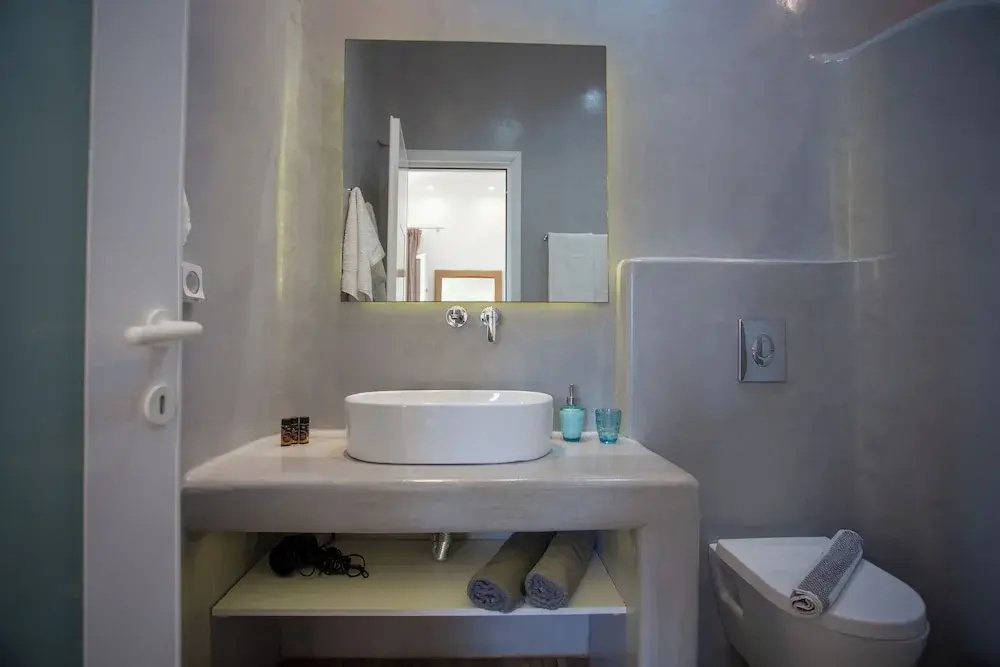 Only yours , Mykonos - Private pool & sea view suites near Scorpios