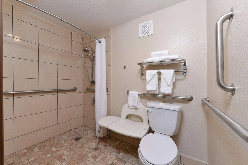 Quality Inn Appleton West