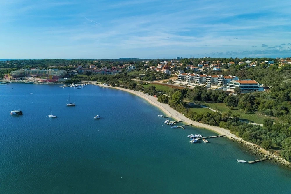 Apartments Davor