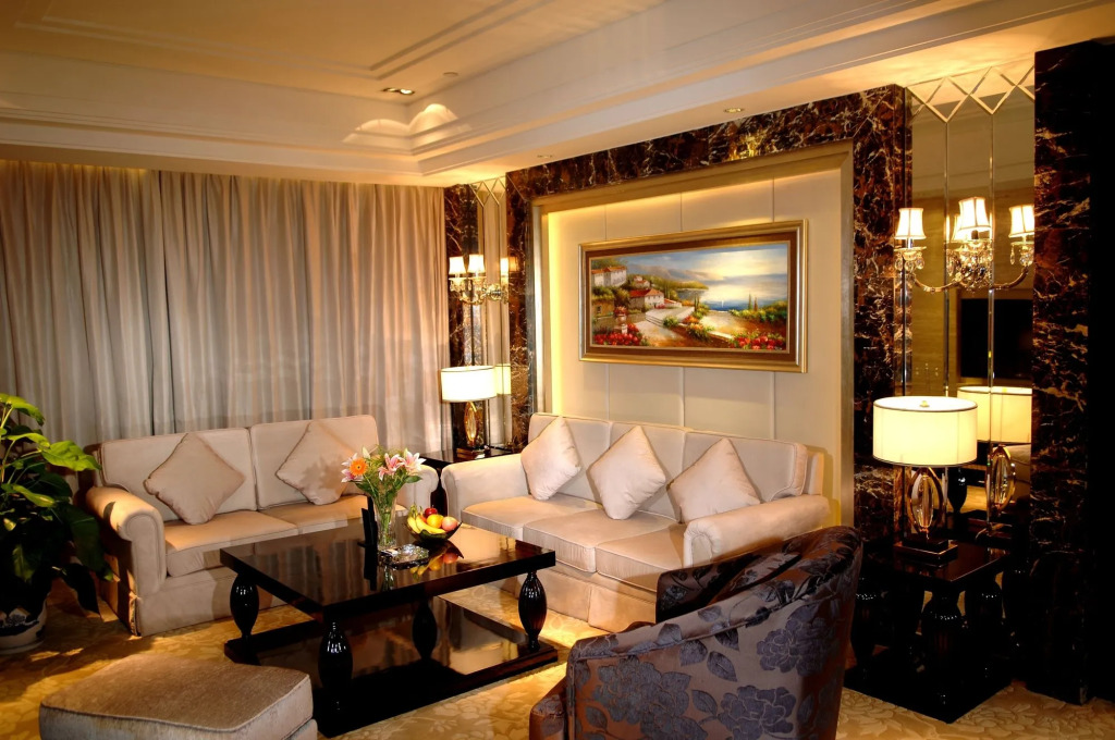 Haoyin Gloria Plaza Hotel