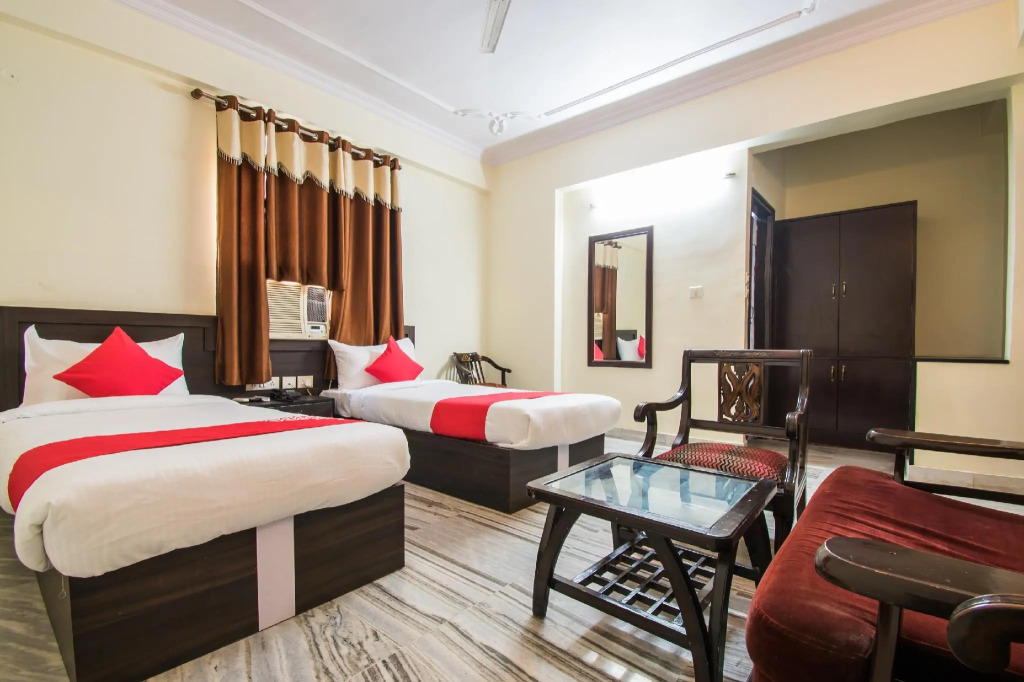 OYO Flagship 24088 Hotel City Centre