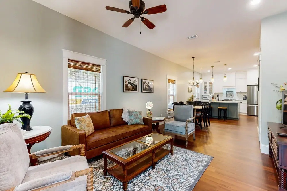 Classy Cottage With a Washer/dryer, Central AC, & Fast Wifi - Near Beaches