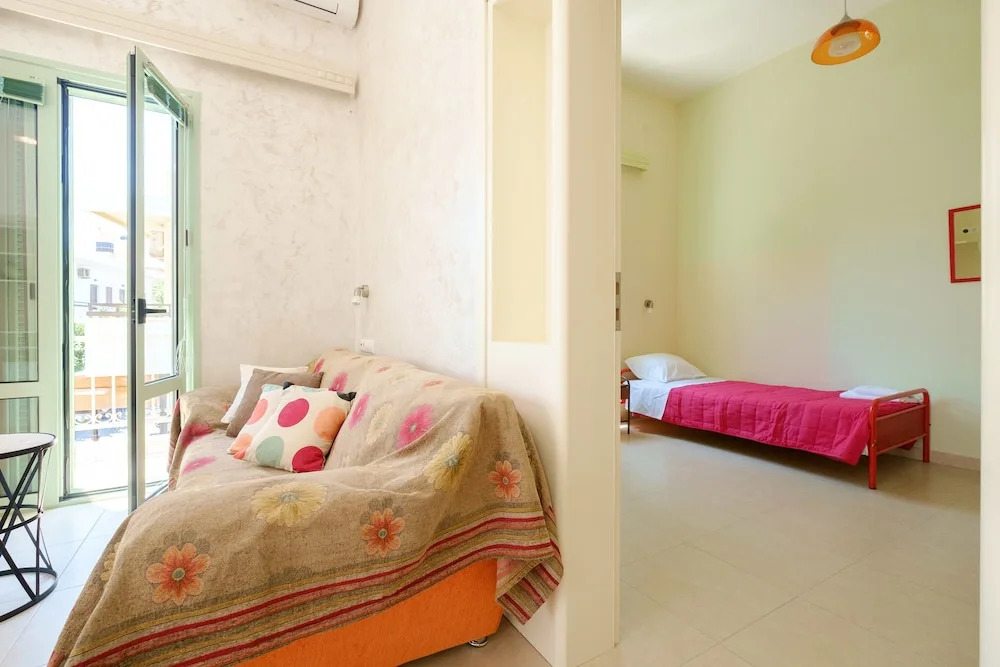 Cozy & New Flat at the Heart of Paleochora