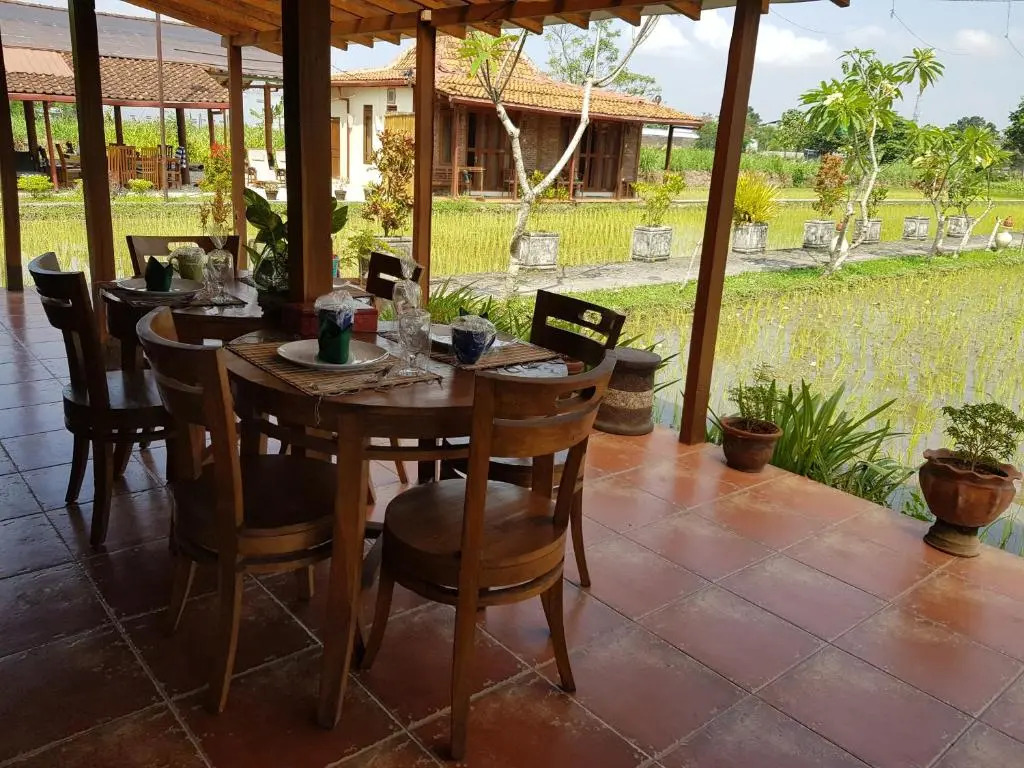 Alamanda Villas, Family Villas, Pool & Local Tours