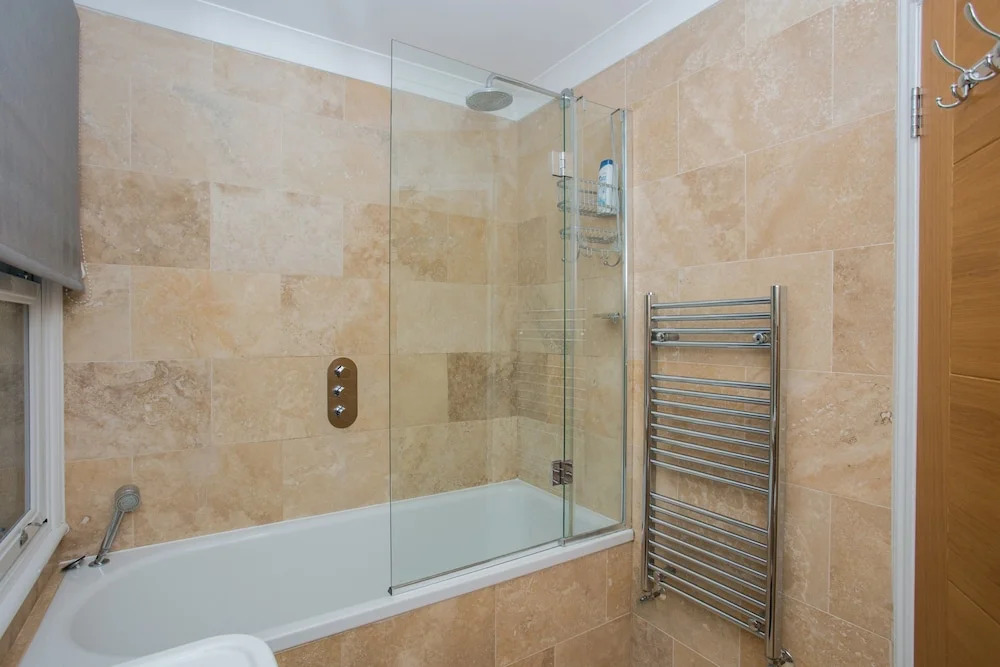 Modern 5 Bedroom House In Battersea