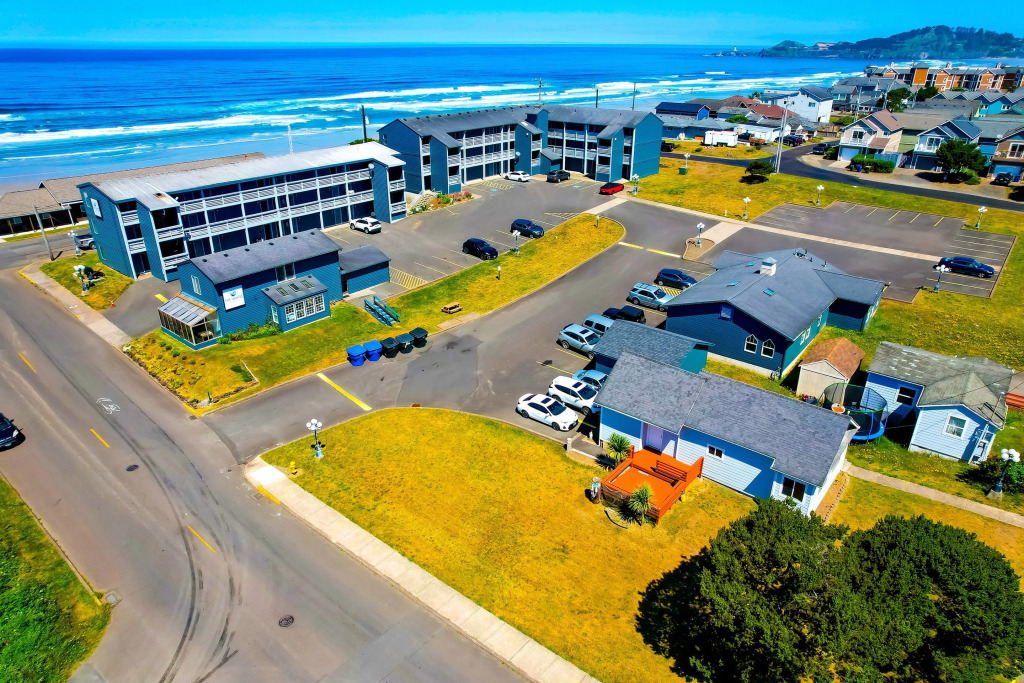 Waves Hotel NYE Beach - Newport OR