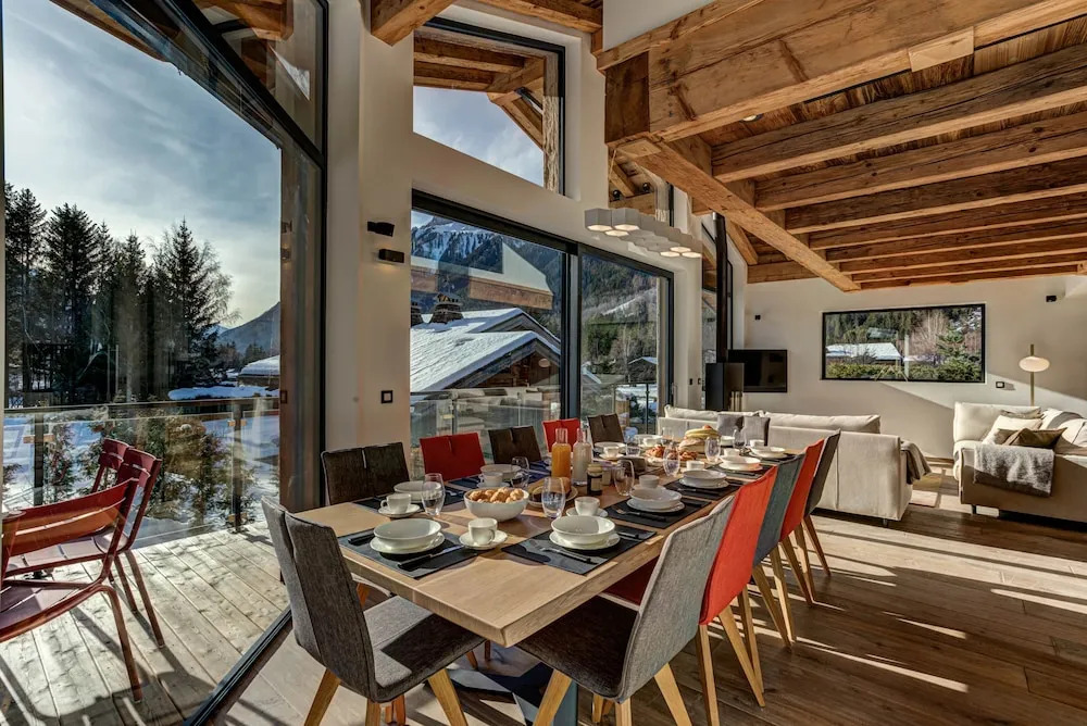 Chalet Red Fox