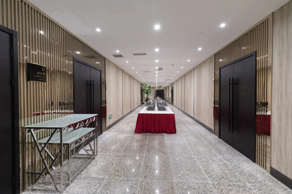 Crowne Plaza Shanghai Jinshan by IHG