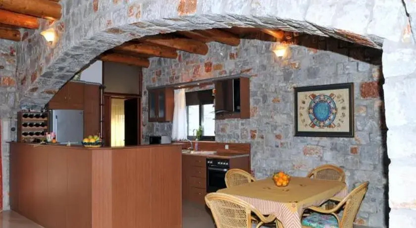 Villa Kamaraki